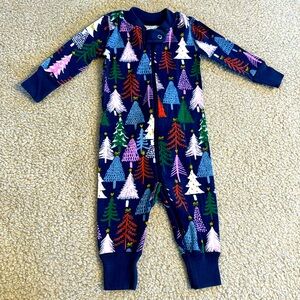 Hanna Andersson Christmas sleeper, size 3-6 months